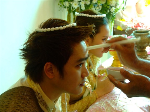 เอ๊ะ จิรากร